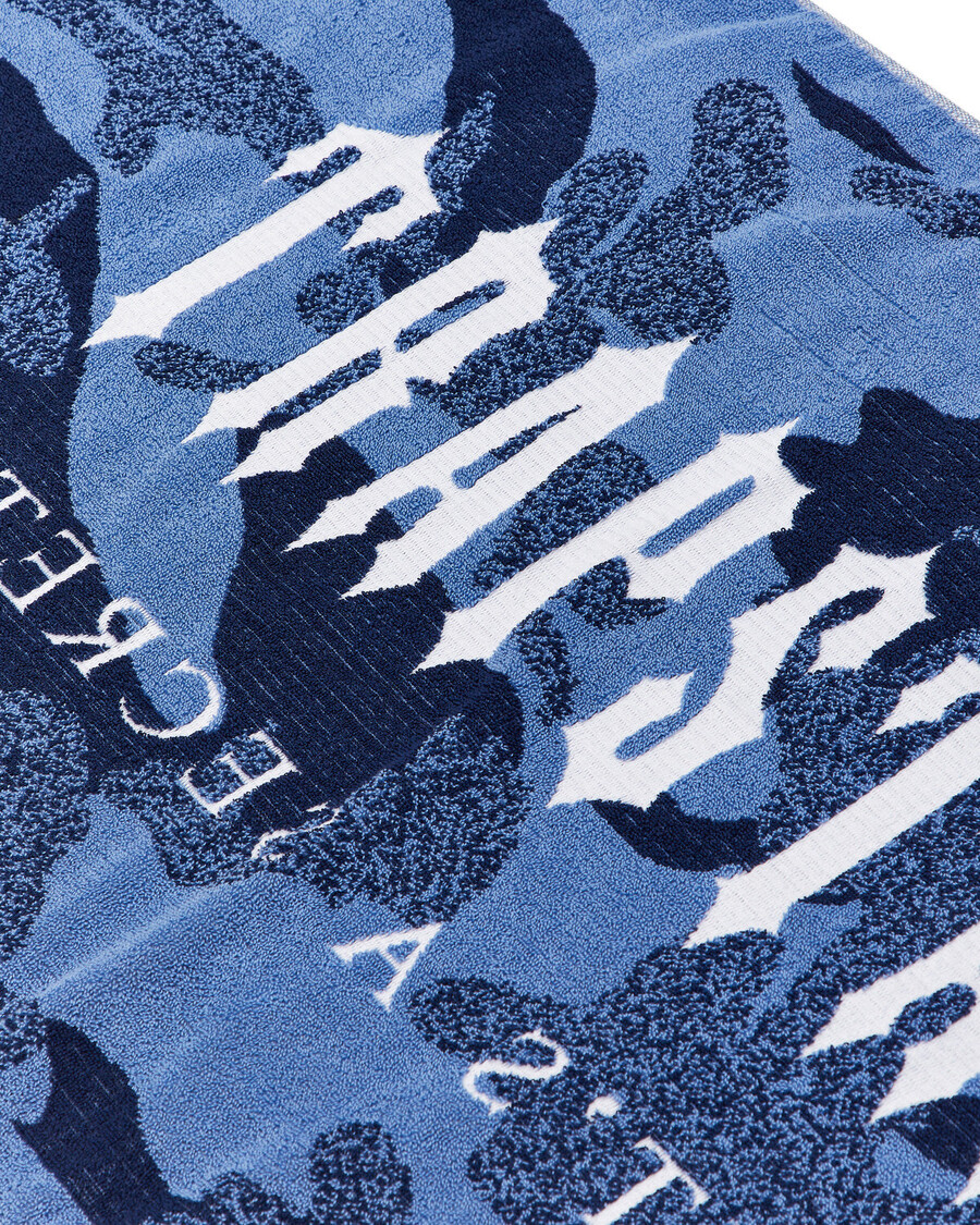 Trapstar Irongate Beach Towel - Blue Camo