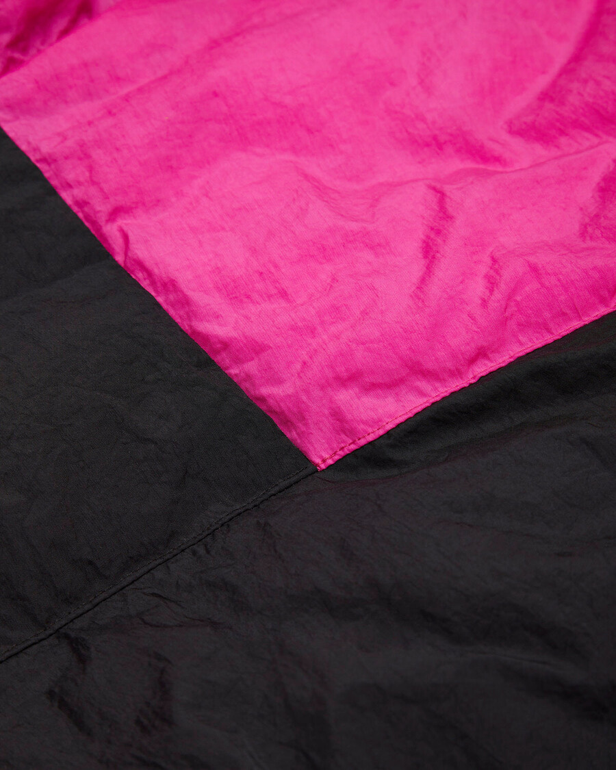 Trapstar Hyperdrive Hooded Puffer - Black/Pink