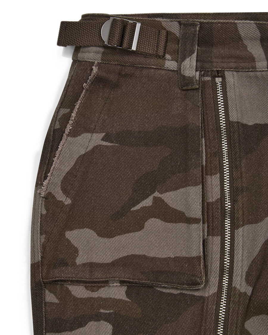 Trapstar Dam Arch Applique Distressed Jeans Cargo Byxor - Brun Camo