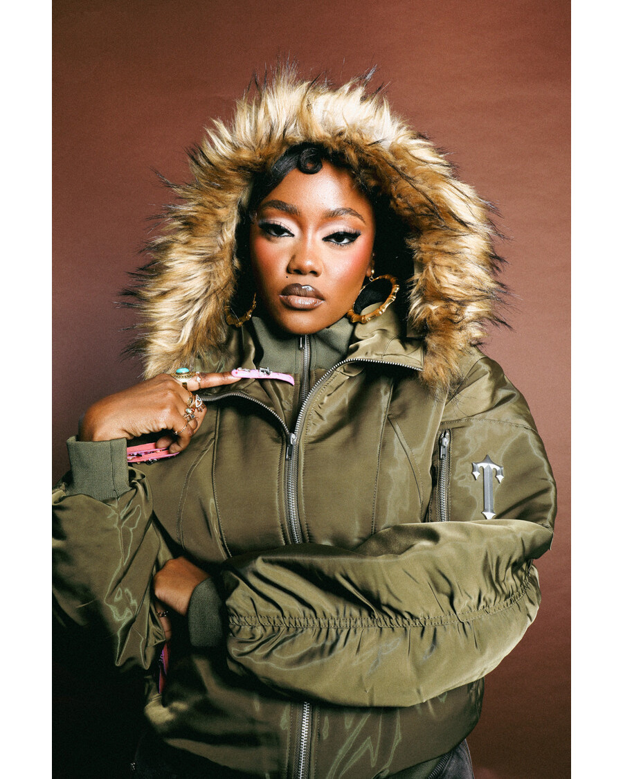 Trapstar Women’s Script Fur Hood Bomber - Khaki